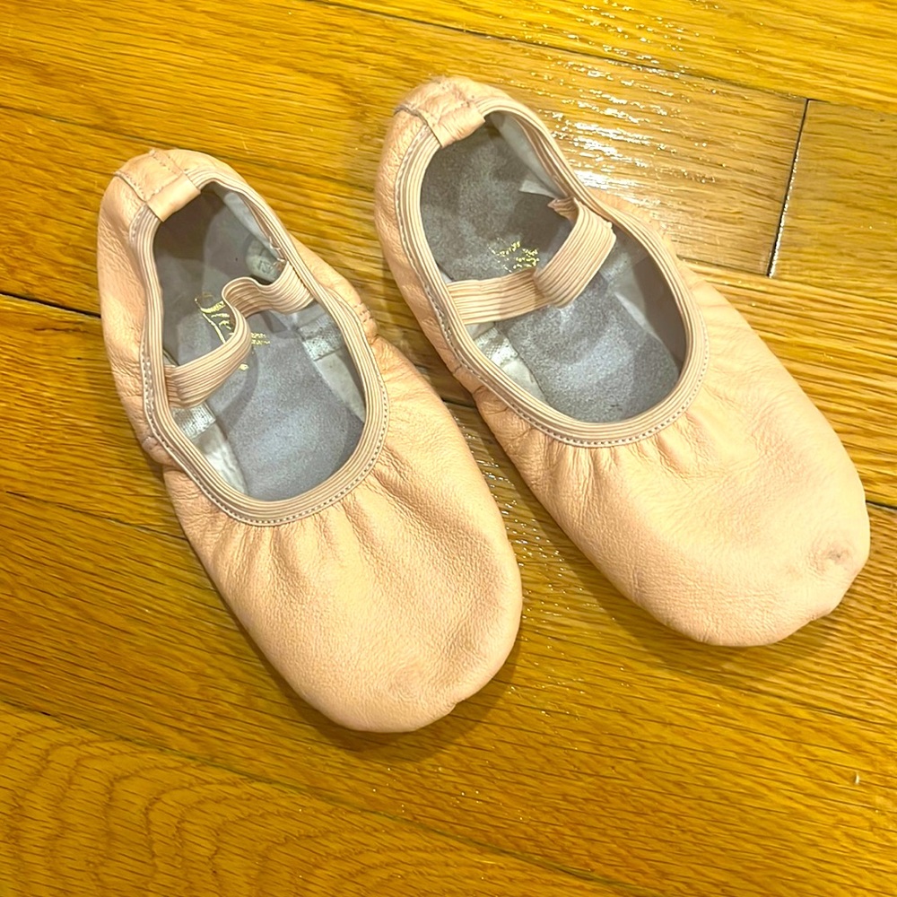 Stelle ballet shoes size 12c